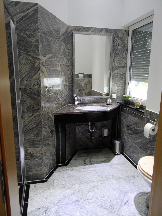 Travelers Home Hasloch  Luaran gambar